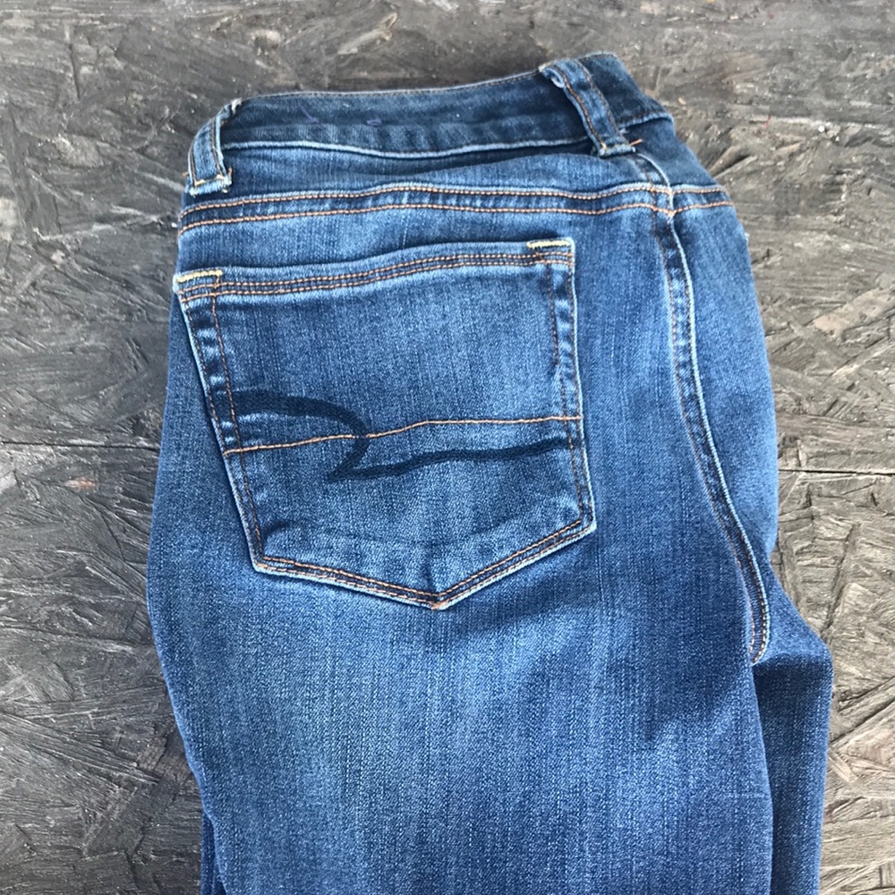 America Eagle skinny kick jean